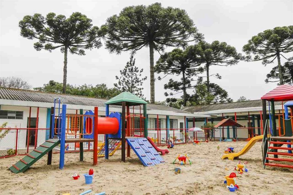 Pinheirinho e Boqueirão ganham 460 vagas em dois novos CMEIs 1 cmeis busao Easy Resize.com Pinheirinho e Boqueirão ganham 460 vagas em dois novos CMEIs