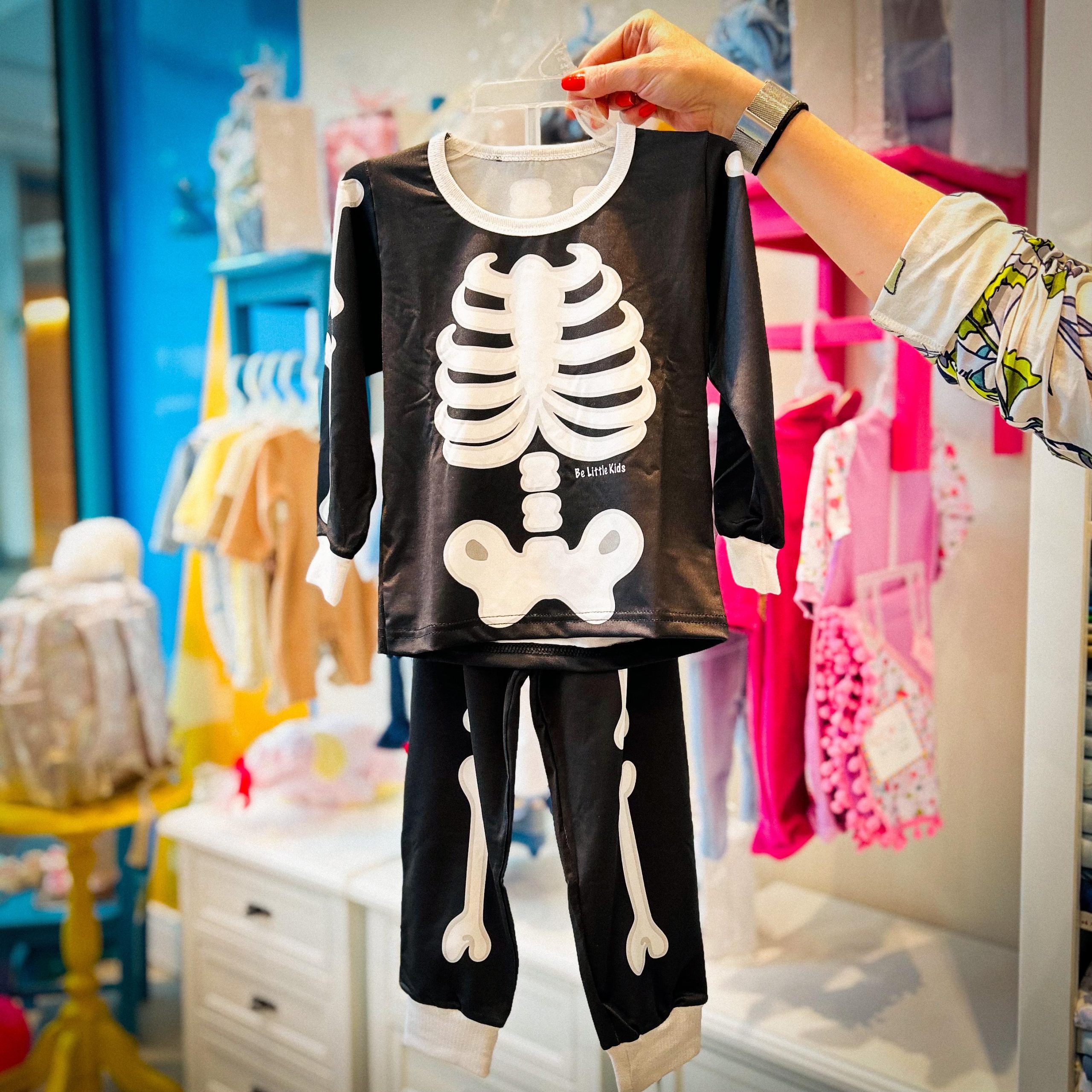 Fantasia Be Little Divulgacao scaled Onde encontrar fantasias de Halloween na grande Curitiba (PR)