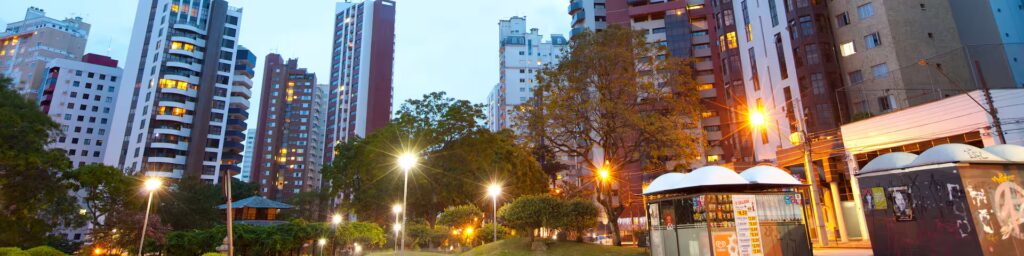 Melhores Hotéis em Curitiba em 2025: veja onde se hospedar com conforto e segurança 1 Hotéis em Curitiba