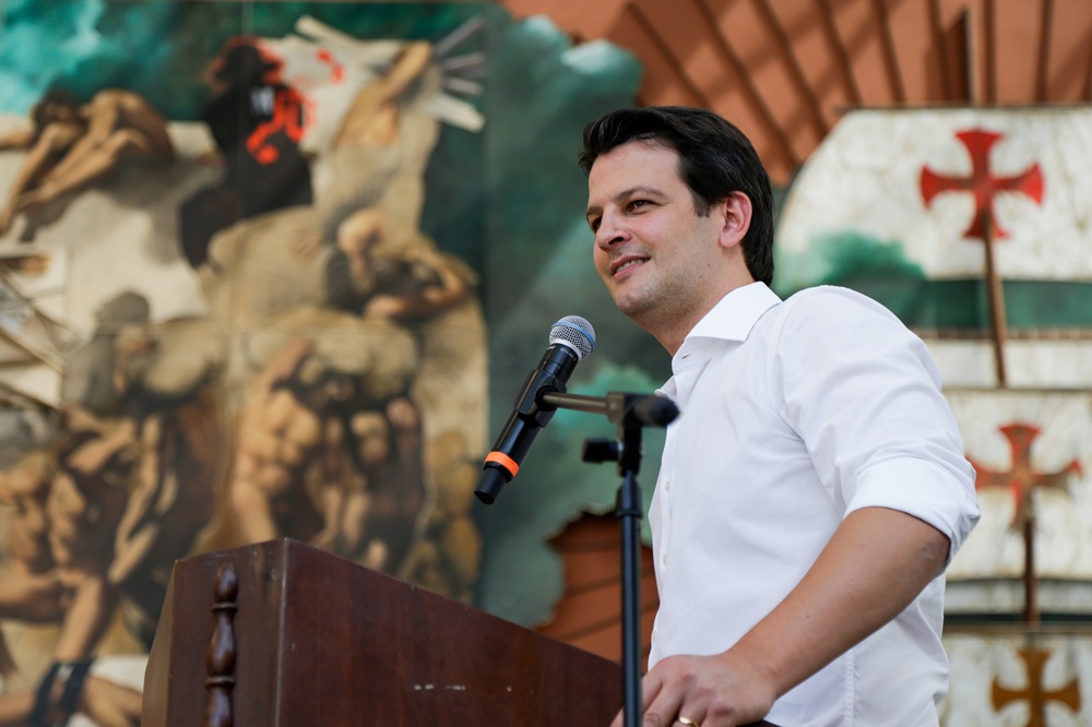 Prefeito de Curitiba nega disputar a presidência em 2026