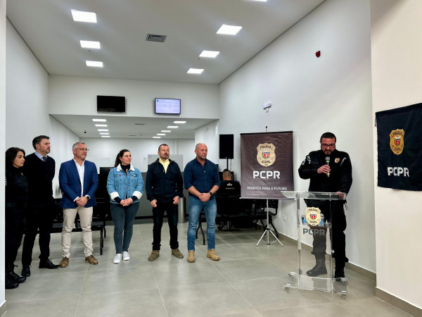 PCPR inaugura novo posto de identificação no Shopping Jockey Plaza, em Curitiba