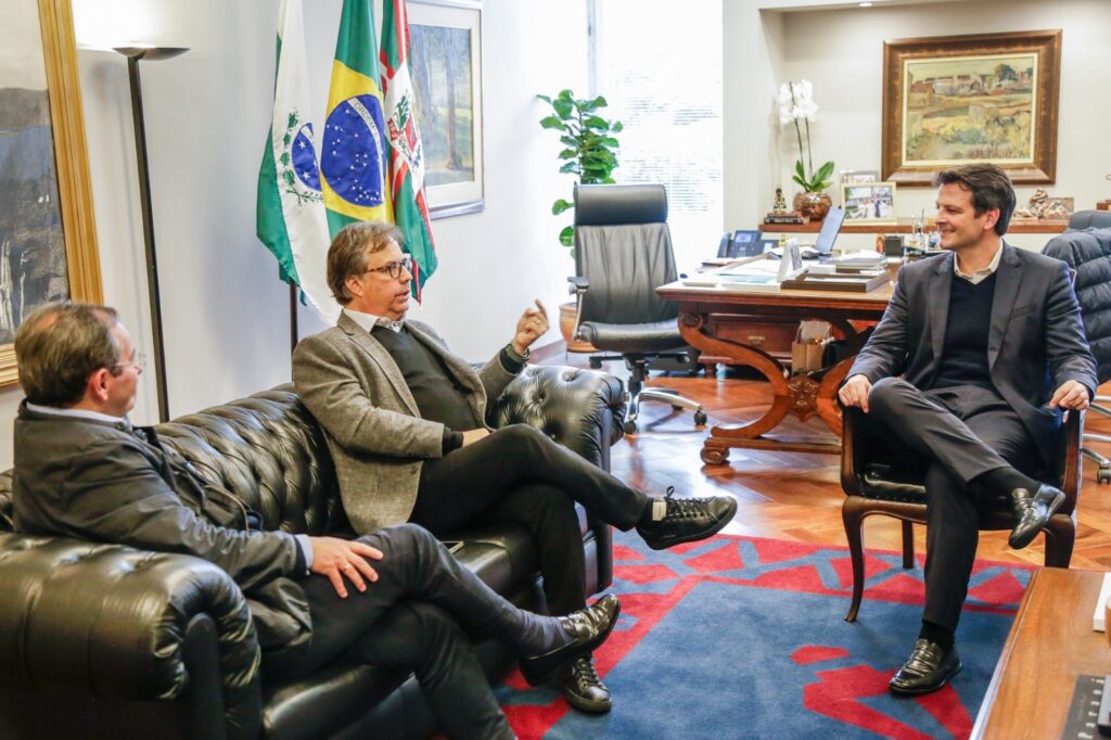 Reunião entre TCE-PB e Prefeitura de Curitiba