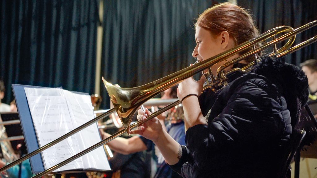 Espaço Cultural VOE abre 50 vagas para curso gratuito de musicalização com instrumentos de sopro e teclados