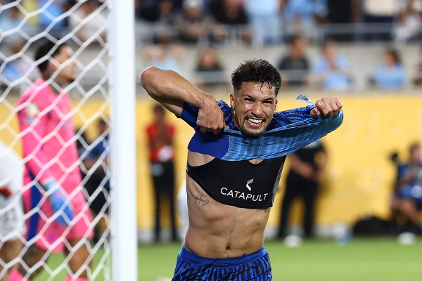 Classificação do Al-Hilal rende mais de US$ 39 mi a príncipe saudita