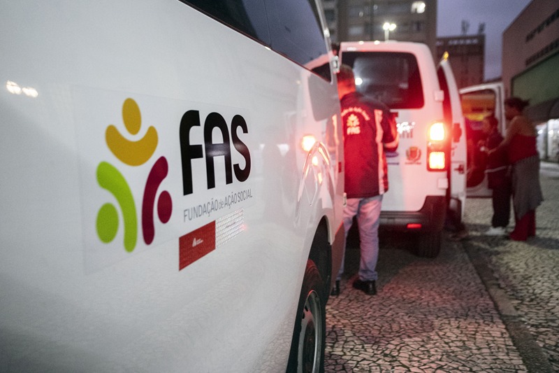 Com nova frente fria, Curitiba reforça acolhimento a pessoas em situação de rua