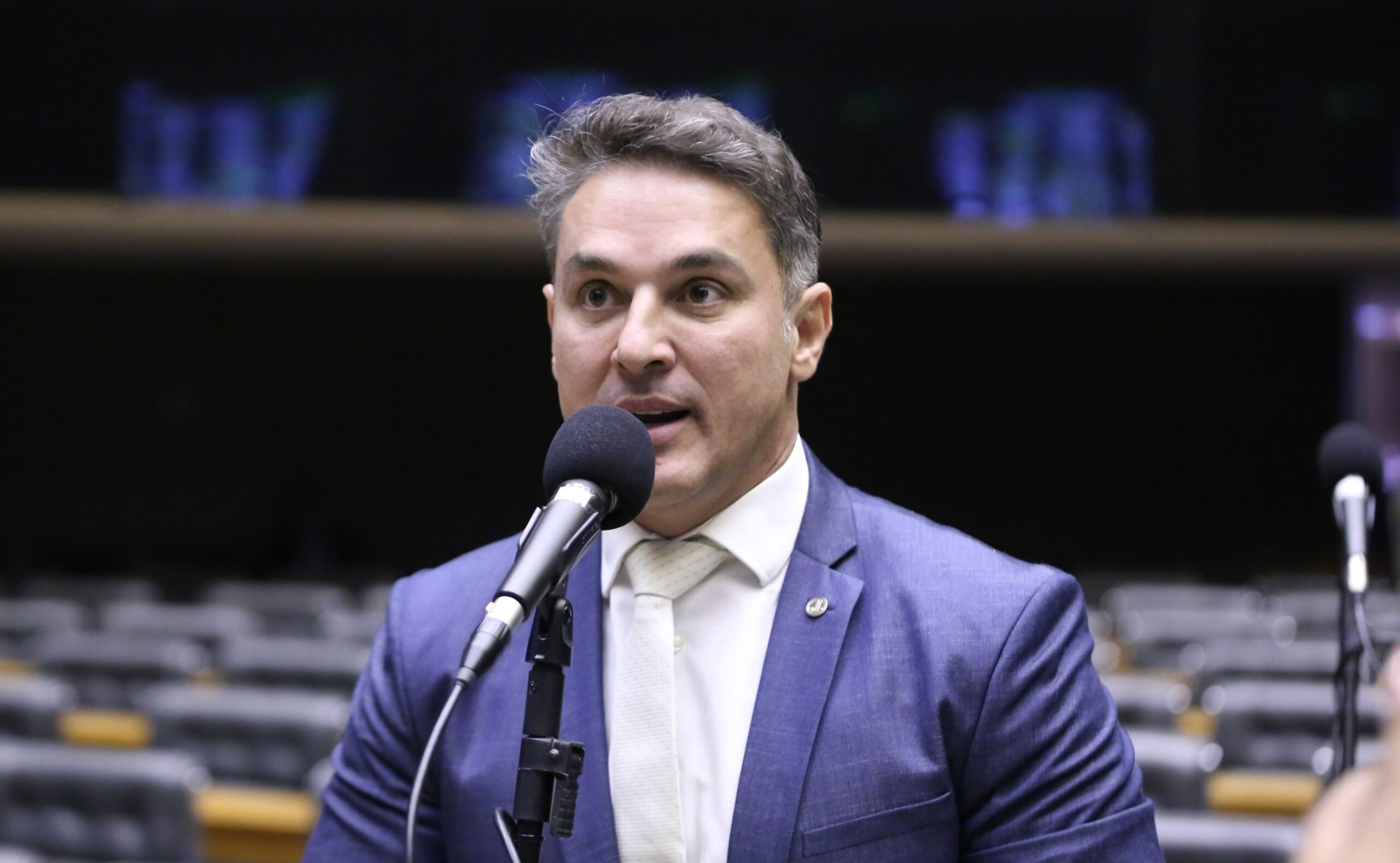 Virginia desabafa após filha mentir sobre a babá: "Não estava preparada"