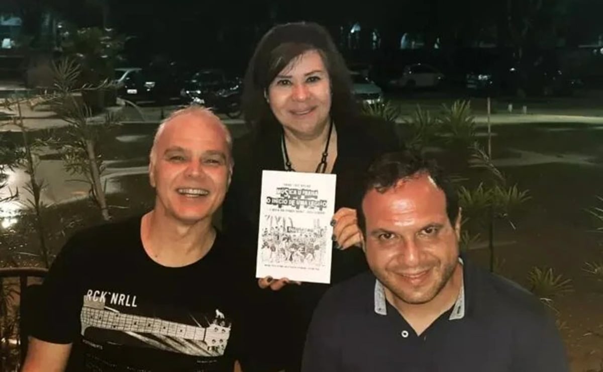 andre-molina-livro-bate-papo-dia-do-rock