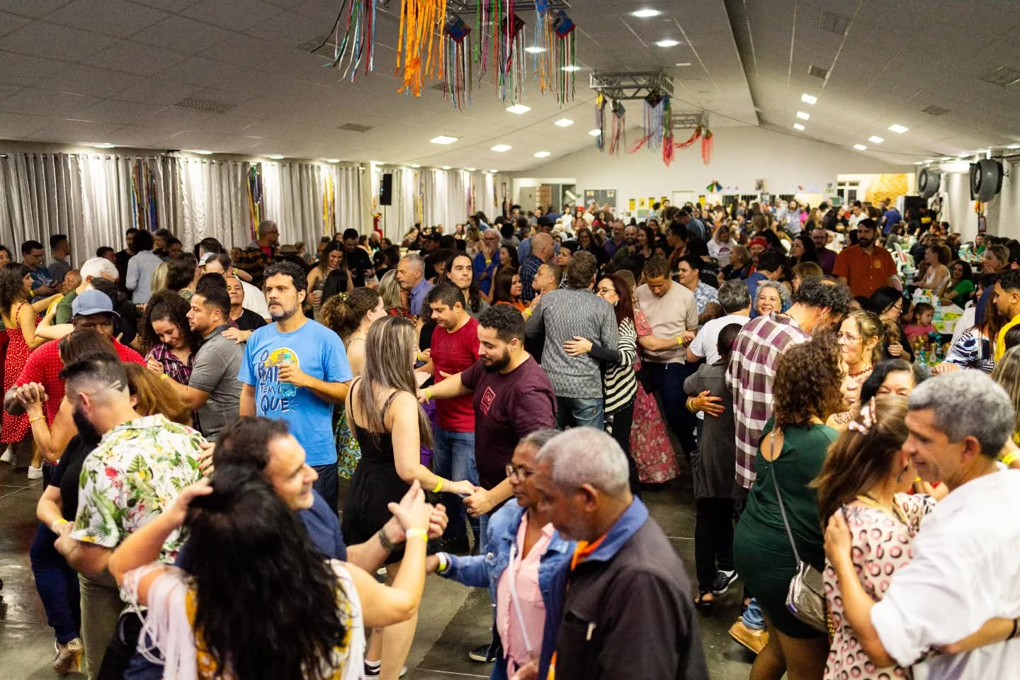11ª Festa Nordestina de Curitiba celebra resistência cultural com forró, cordel e gastronomia neste sábado (26)