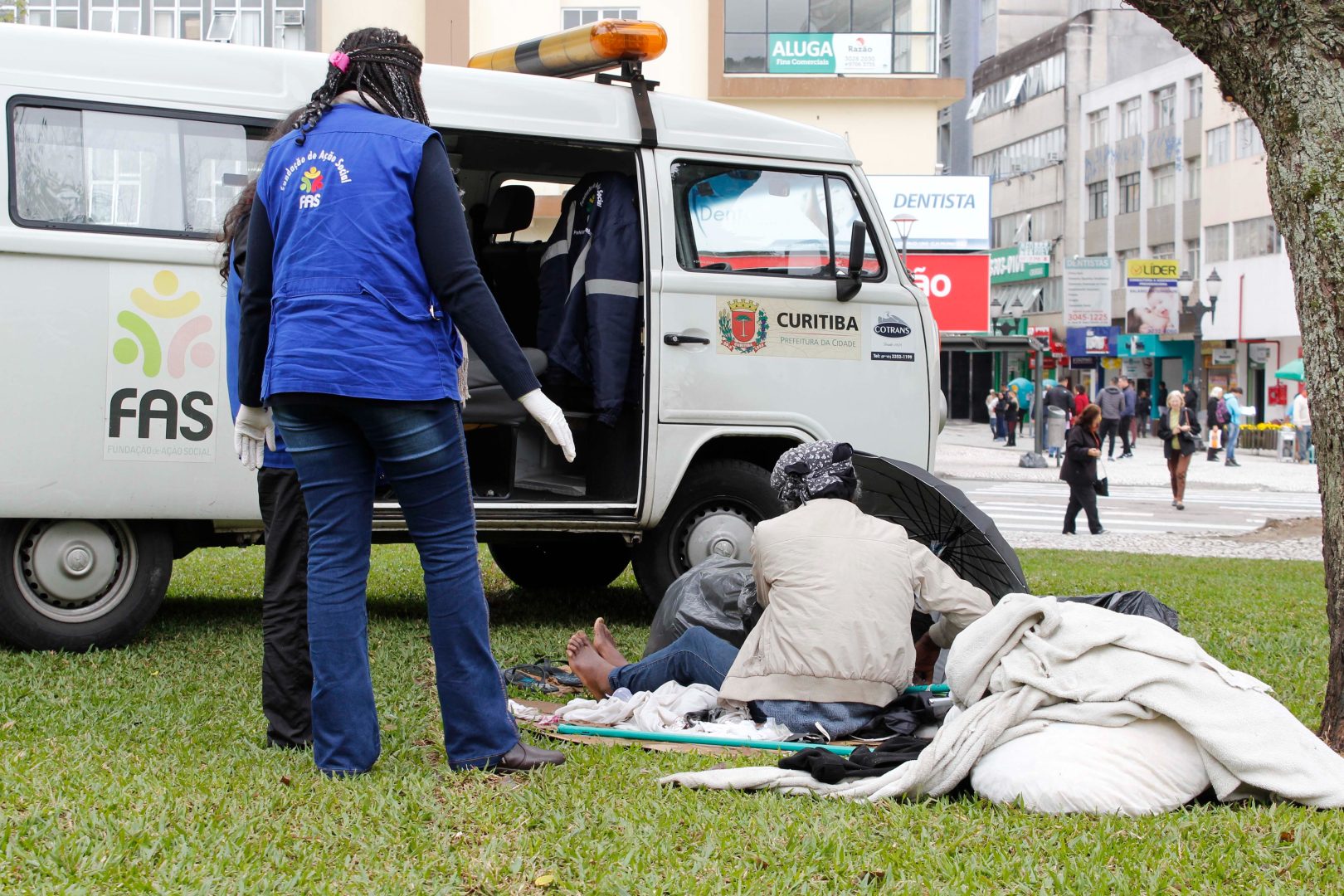 Mais de 4 mil pessoas vivem em situação de rua em Curitiba