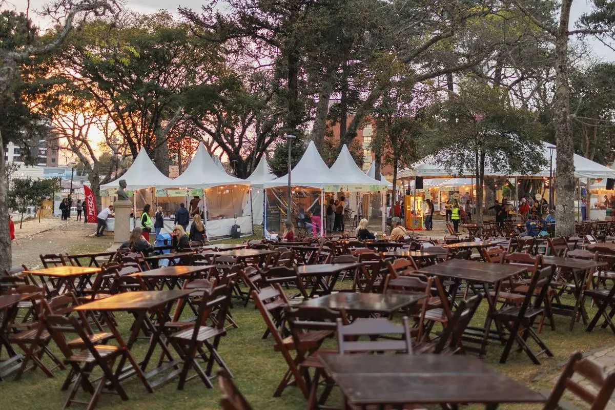 Novo Festival de Inverno em Curitiba 2025: comida boa e diversão