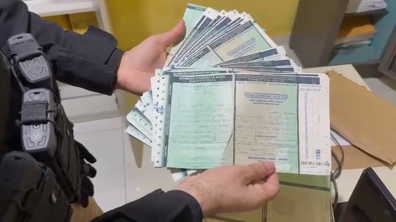 Mulher espancada com 60 socos pelo namorado se pronuncia nas redes sociais