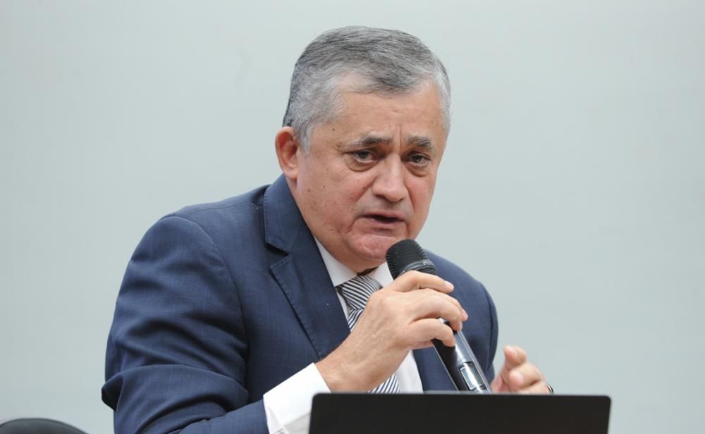 Celso Portiolli comove seguidores com post em apoio a Ratinho