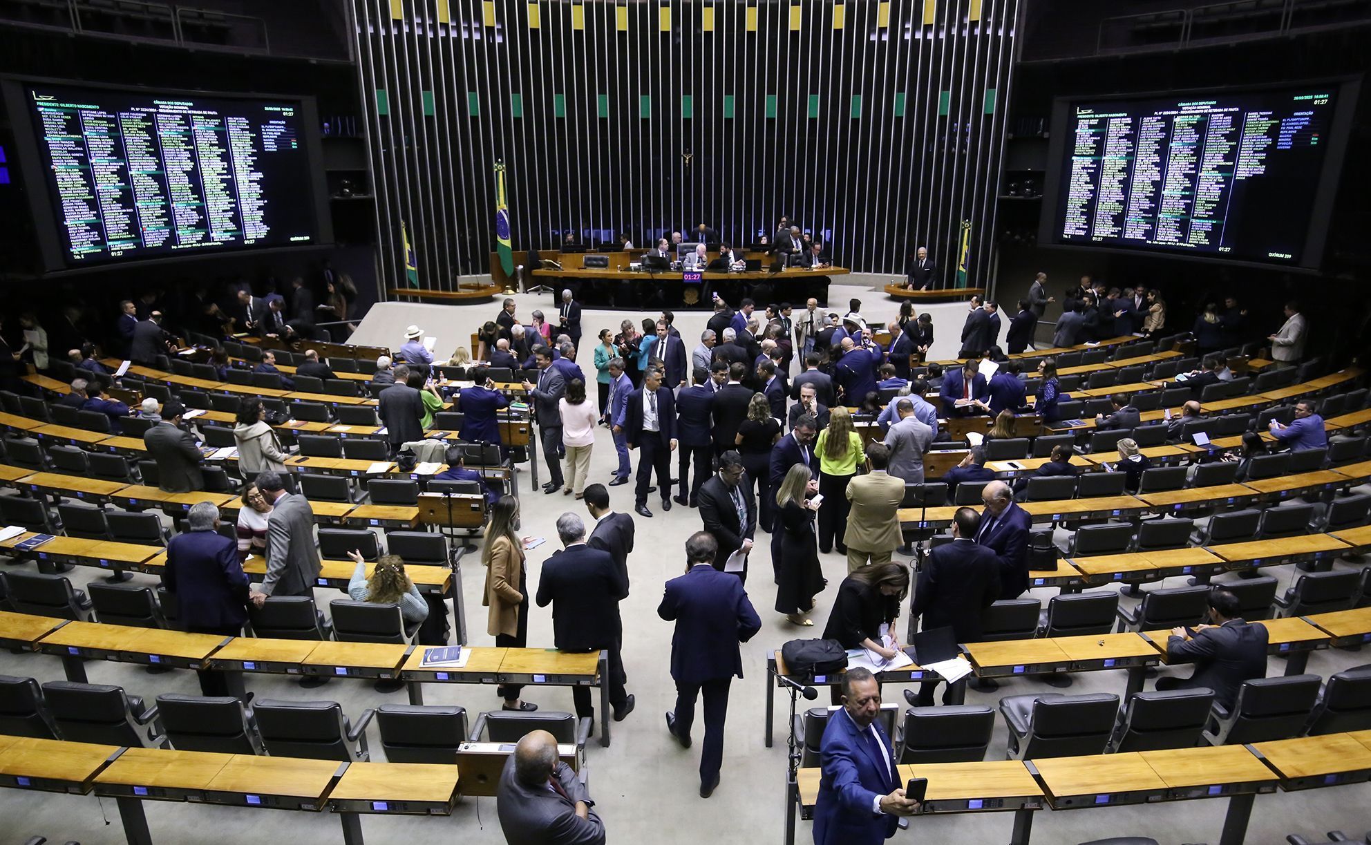 Justiça dos EUA manda intimar Moraes no caso Trump Media e Rumble