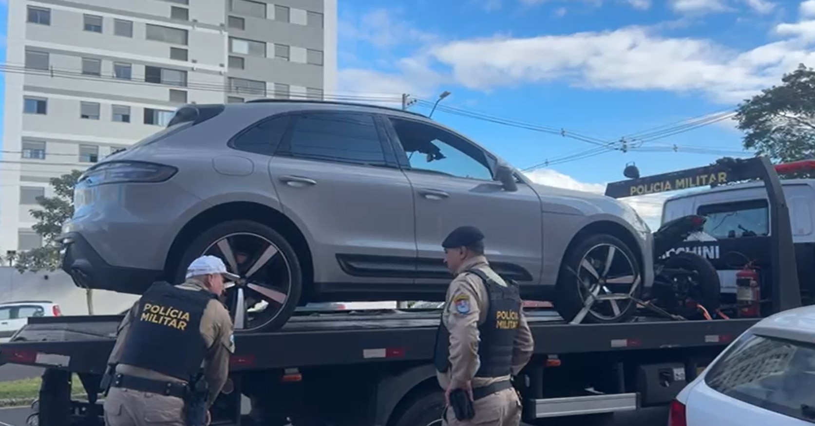 Porsche apreendido em Londrina