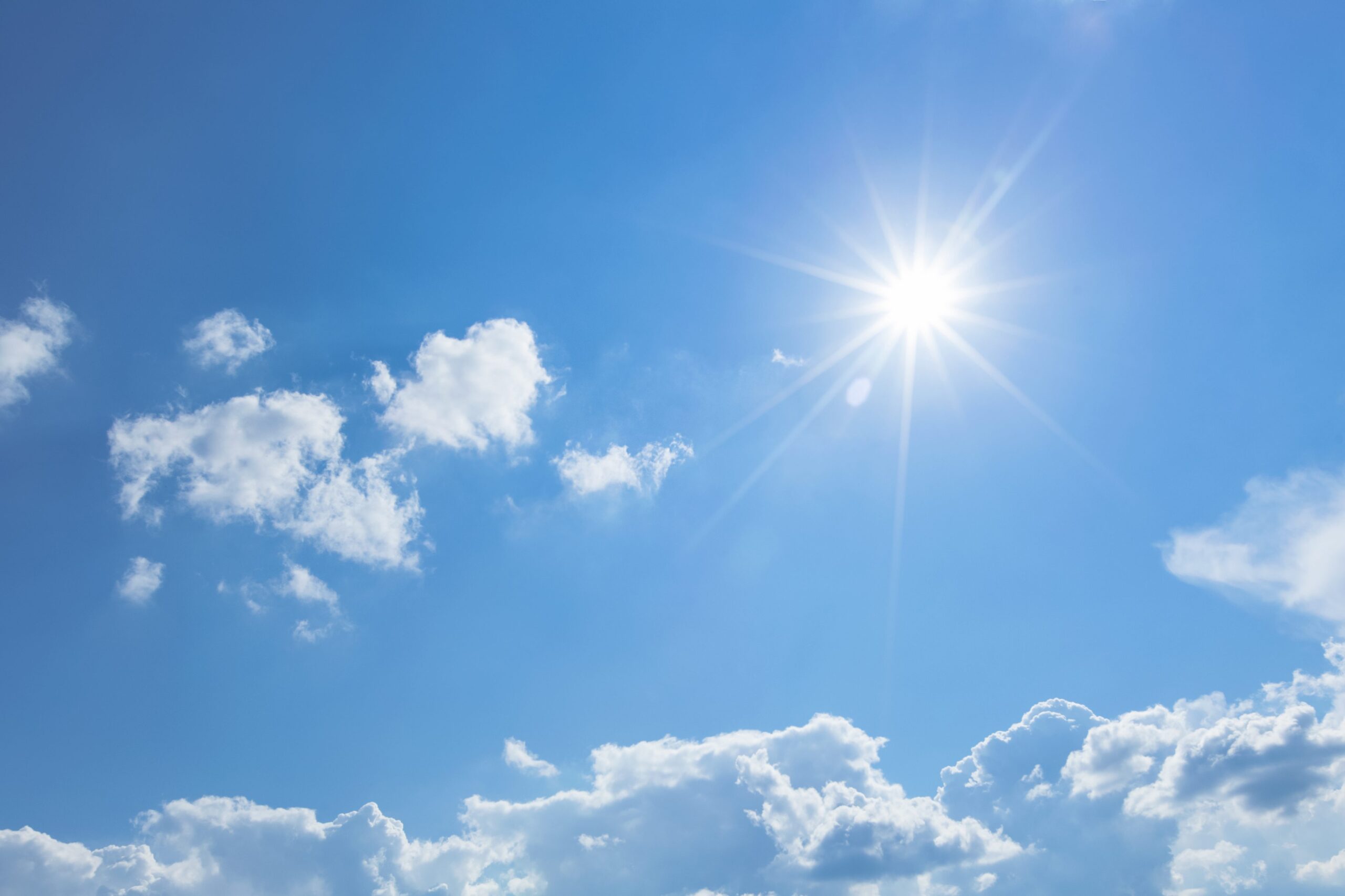Curitiba deve ter um dia com sol forte neste sábado (12)