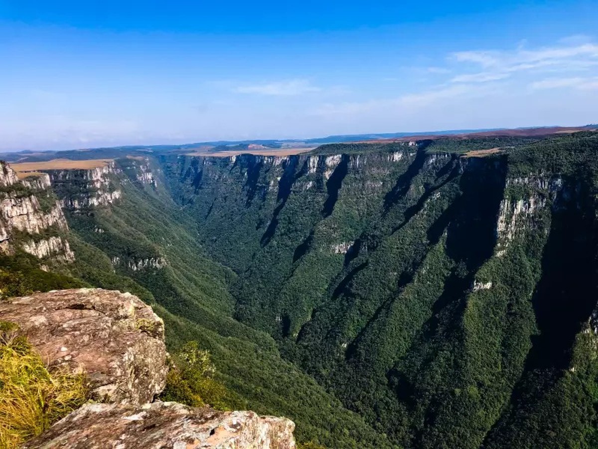 Corpo de menina de 11 anos que caiu de cânion no RS é velado neste sábado em Curitiba