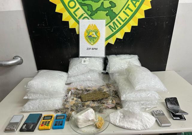 PMPR apreende entorpecentes e prende dois suspeitos em Curitiba