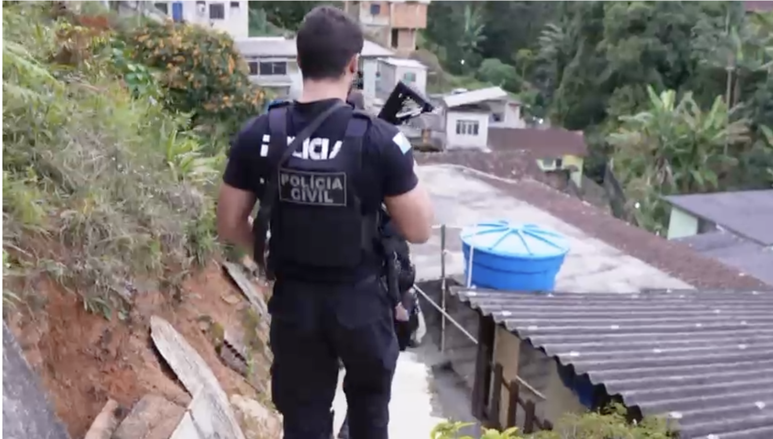 "Diaba Loira" morre em confronto entre CV e TCP no RJ