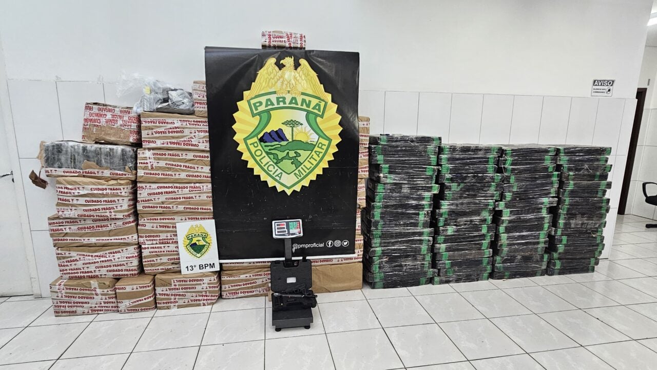 Denúncia popular leva à apreensão de uma tonelada de maconha em Curitiba no Dia dos Pais