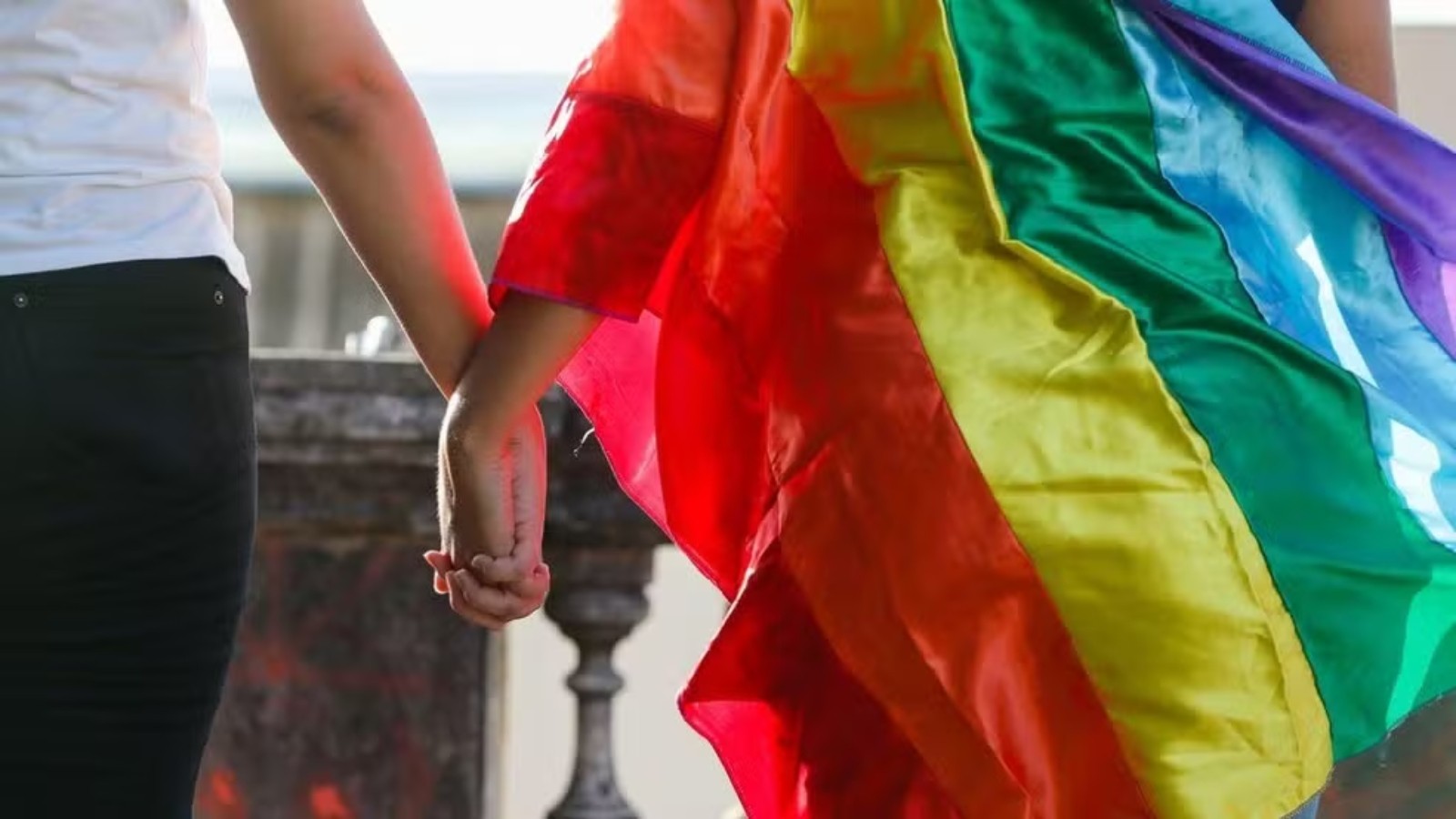 Empresária do PR investigada por áudios em que se recusa a contratar homossexuais admite mensagens, mas diz que exigência era de clientes