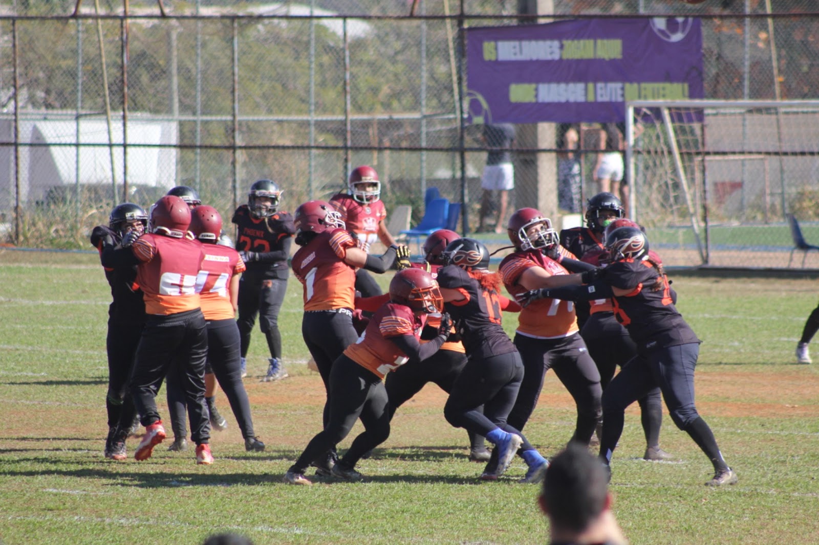 Futebol americano feminino: Brasília Pilots goleia o Curitiba Phoenix por 34 a 0