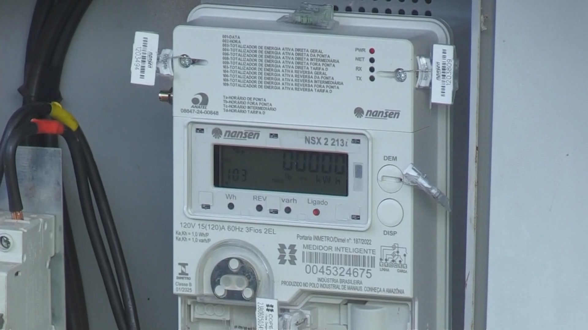 Novos medidores da Copel já estão instalados em quase 100 cidades do Paraná; veja cidades onde a implantação ainda está em andamento