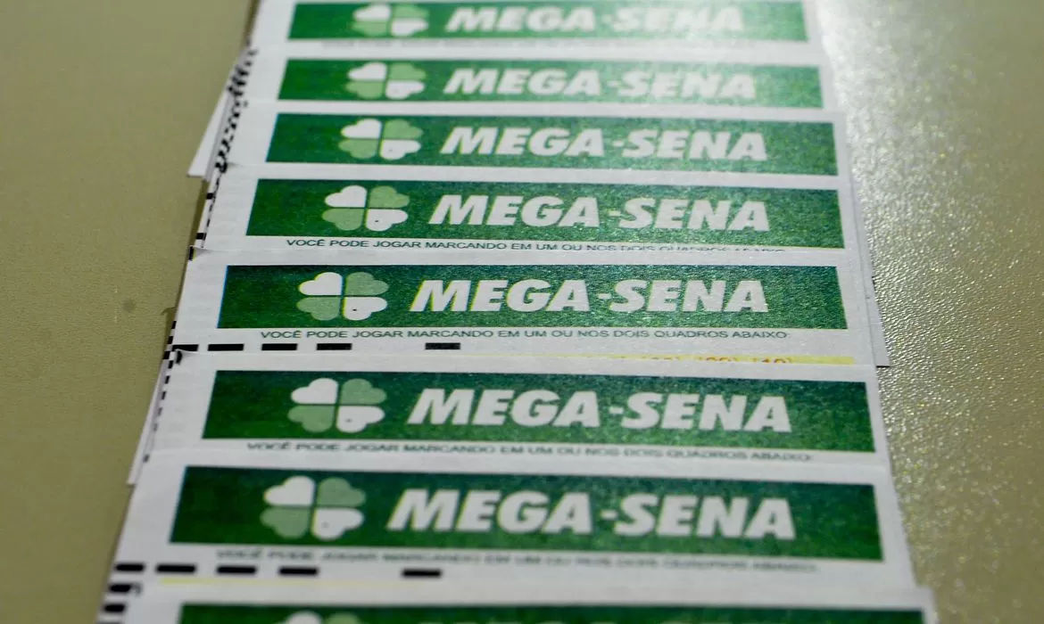 Apostas de Maringá e Curitiba acertam a quina da Mega-Sena; descubra o valor dos prêmios