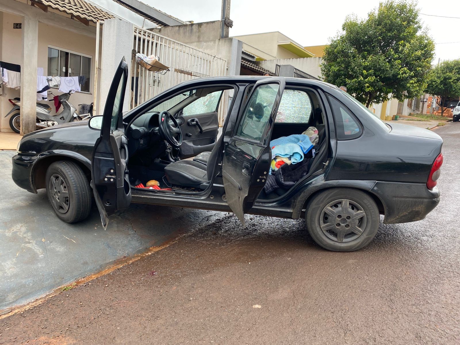 Execução de detento na frente da família no Paraná foi motivada por disputa entre organizações criminosas, diz polícia