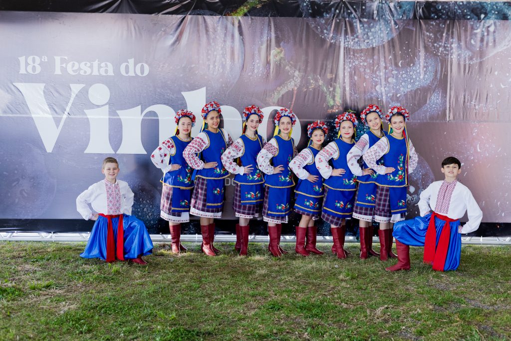 Grupos Folclóricos de São José dos Pinhais celebram cultura imigrante e fortalecem o sentimento de pertencimento