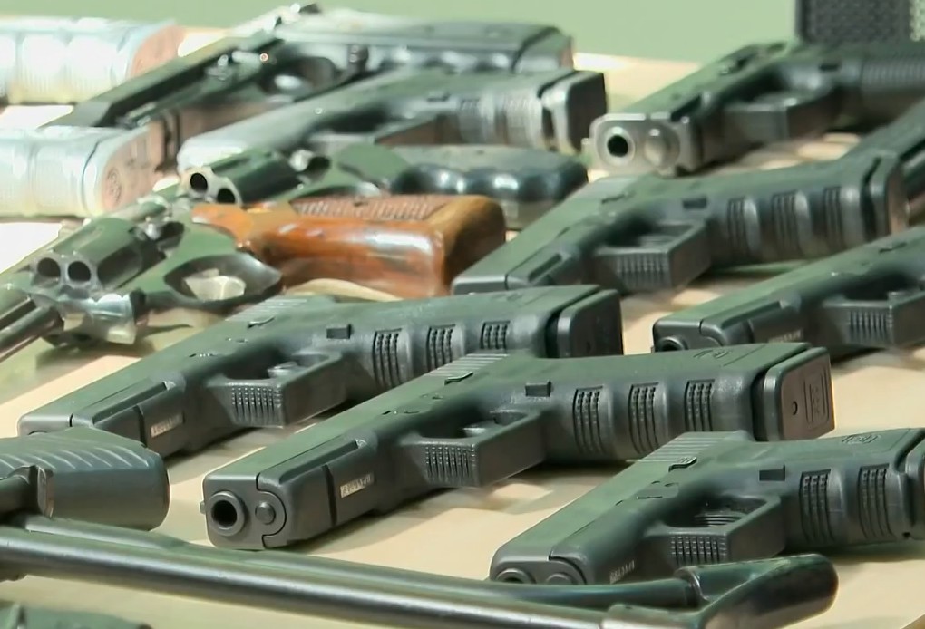 Paraná soma 259 mil armas registradas, mas quase 60% estão com certificado vencido