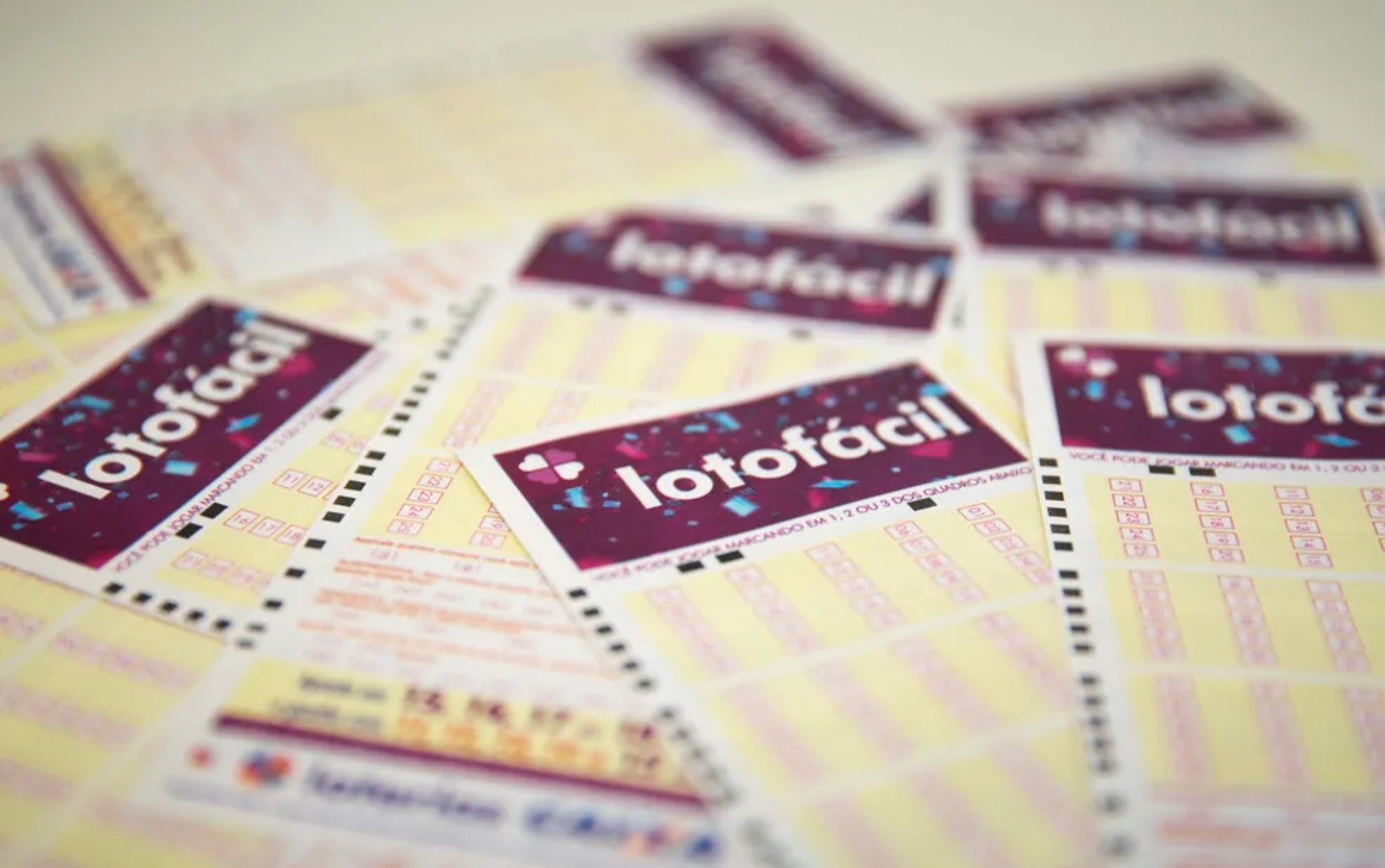 Cinco apostas do Paraná faturam R$ 4,2 milhões cada na Lotofácil; veja cidades