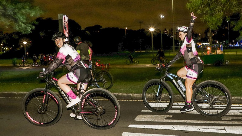 Halloween Curitiba passeio roller bike 2025