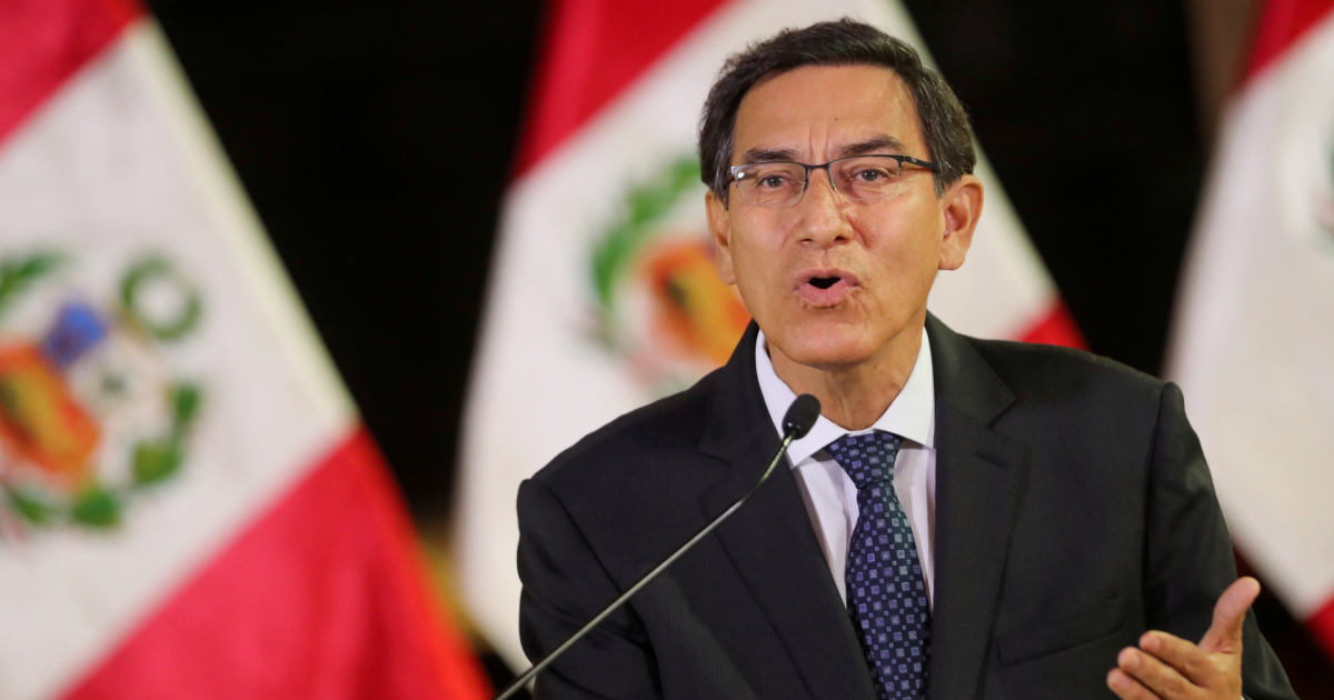 Martín Vizcarra, ex-presidente do Peru, é condenado a 14 anos de prisão