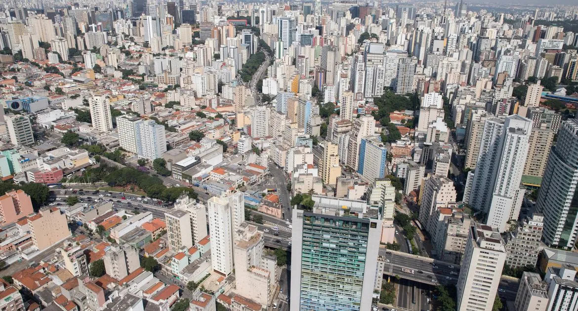 Lançamentos de imóveis crescem 1,6% e vendas caem 6,5% no 3º trimestre