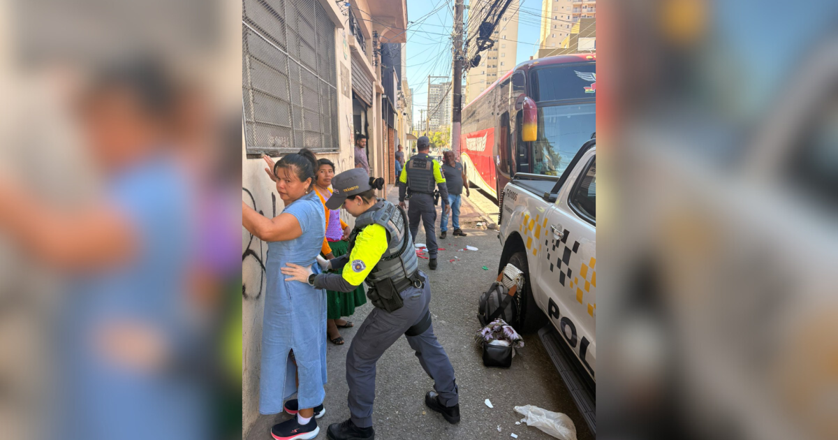 Passageira é presa com 84 cápsulas de cocaína em ônibus vindo da Bolívia