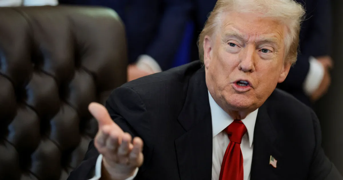Recuo de Trump sobre tarifas é por aspectos domésticos, diz professor