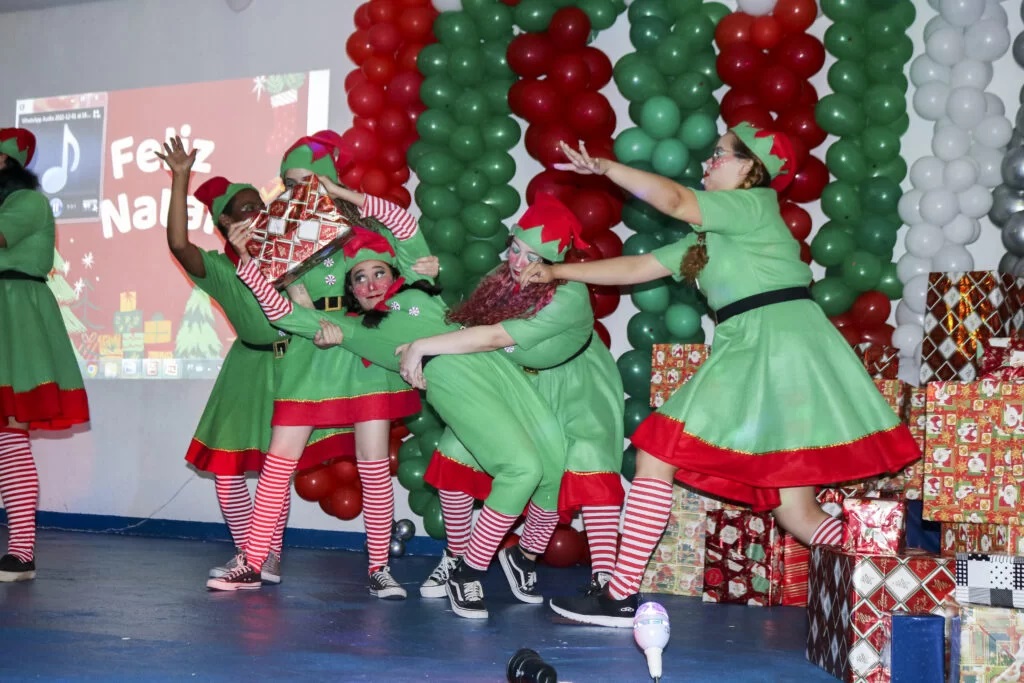 Sol, calor e muitos eventos: o que fazer no fim de semana em Curitiba 6 Fabrica do papai noel Fotos de Uniensino (2)