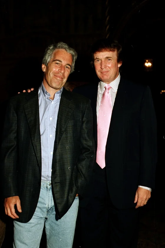 “Sabia das meninas”: escândalo sexual de Epstein assombra Trump