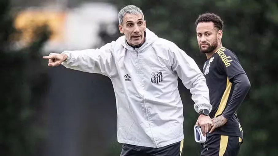 Escalação do Santos: Vojvoda terá força máxima para duelo com Mirassol