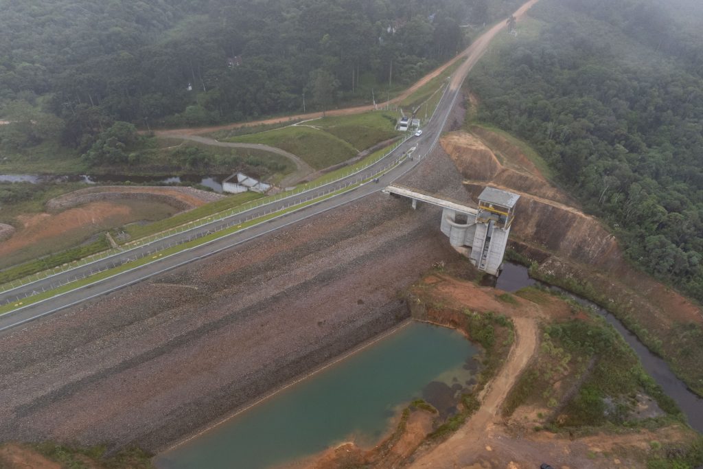 Barragem Miringuava