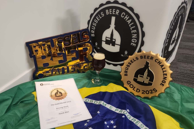 creditos divulgacao hank bier 7.jpg