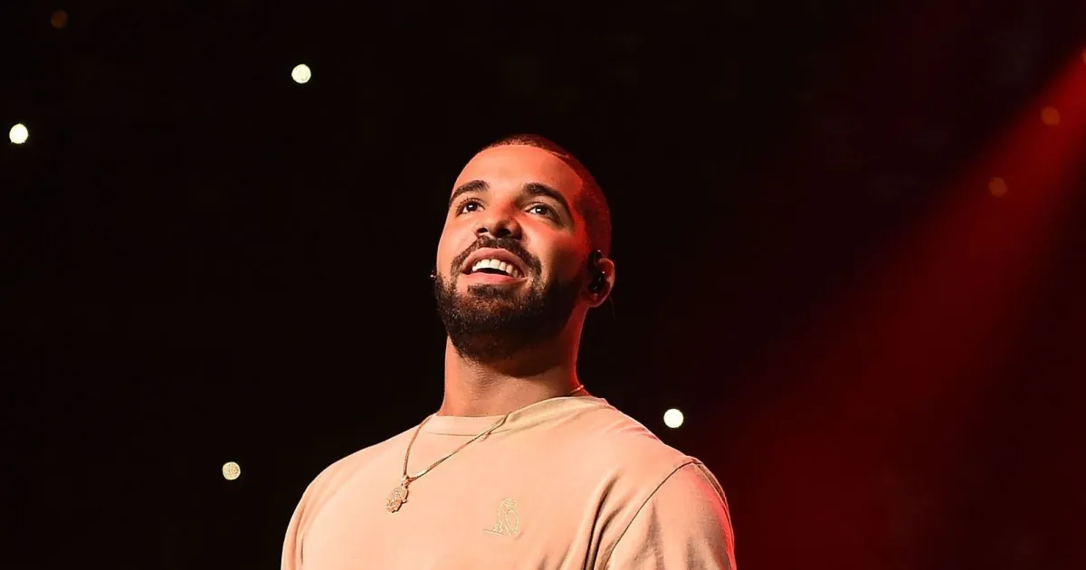 Primo de Snoop Dogg processa Spotify por "fraudes" para beneficiar Drake