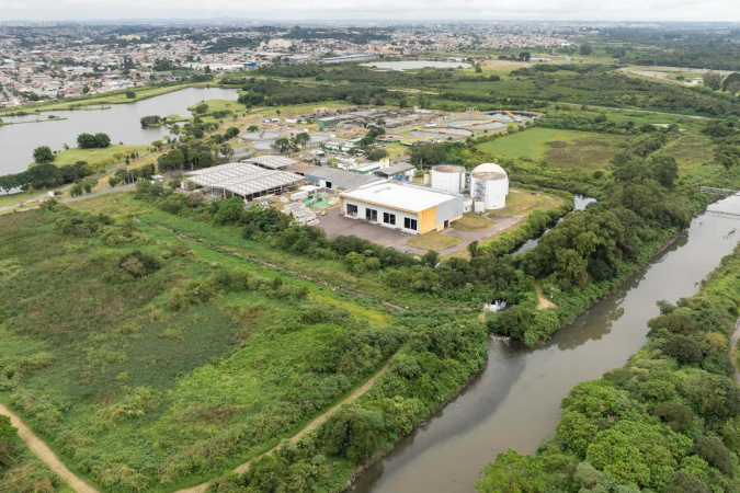 ete belem trata 25 mil litros de esgoto sanitario por segundo e devolve ao rio iguacu efluente que c.jpeg
