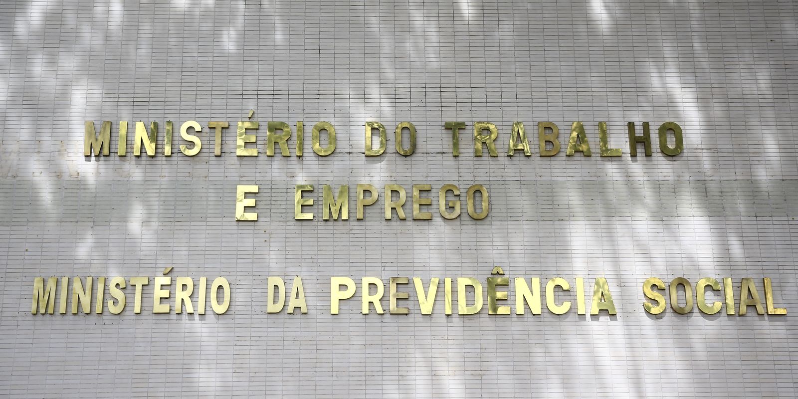fachada ministerio mcamgo abr 100420231818 13.jpg