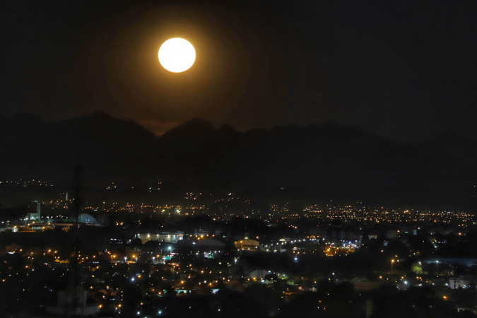 lua 001.jpg