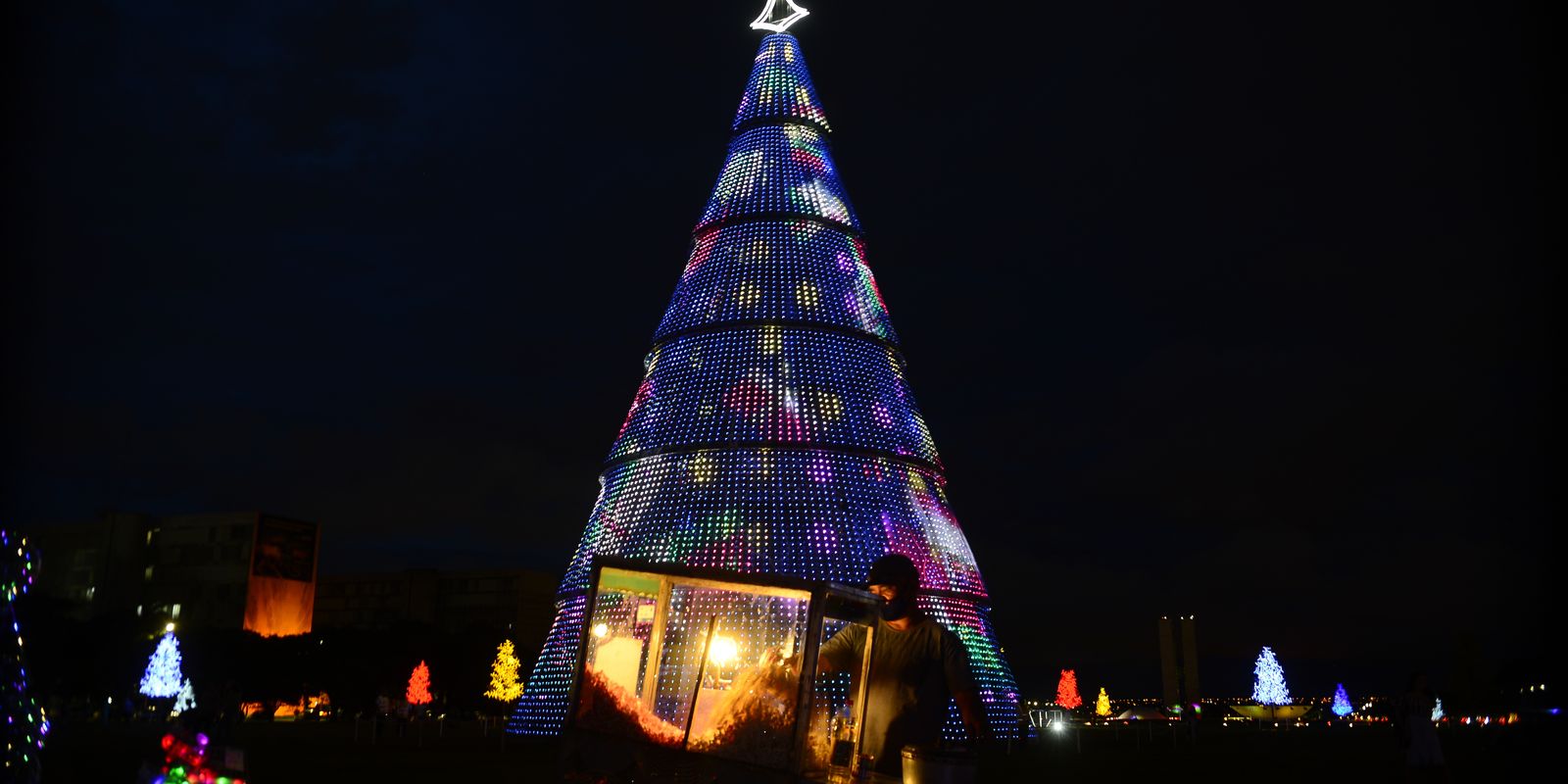 projeto brasilia iluminada mcajr abr 0023231221.jpg