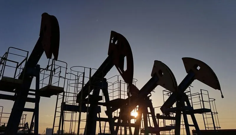 Petróleo fecha em alta pelo terceiro dia seguido com tensões geopolíticas
