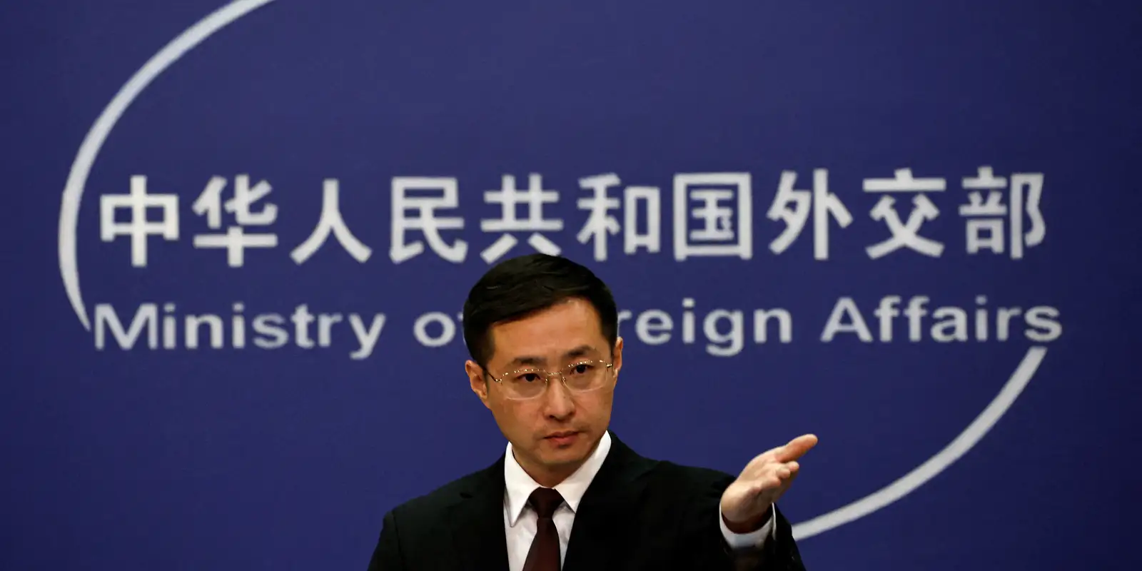 2025 04 07t114034z 735290428 rc2jp6a07cvp rtrmadp 3 sa trump tariffs chinaforeignministry.jpg