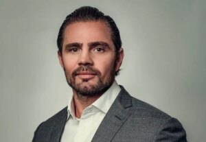 CPMI do INSS aprova convocação e quebra de sigilos de Daniel Vorcaro