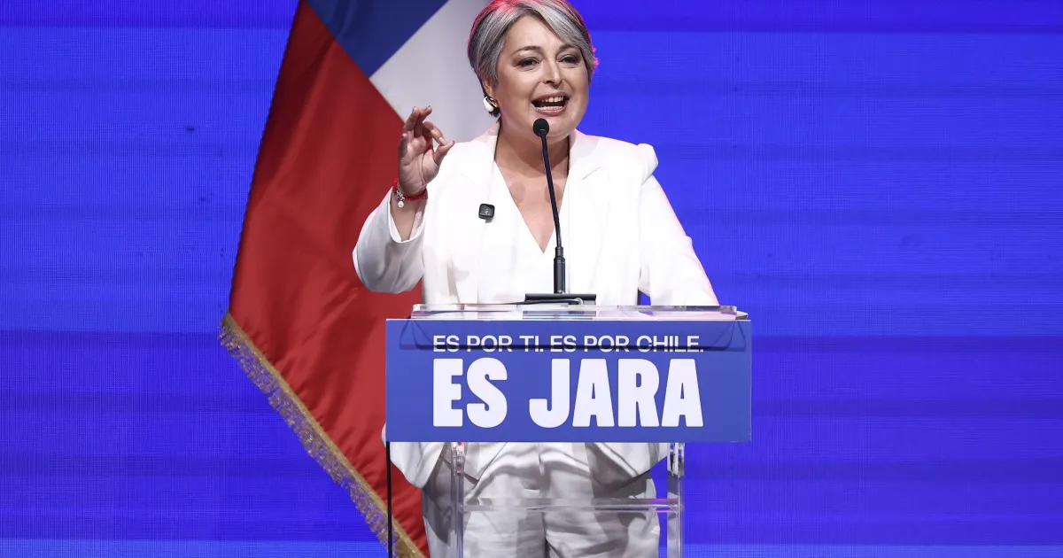 Quem é Jeannette Jara, candidata comunista nas eleições do Chile